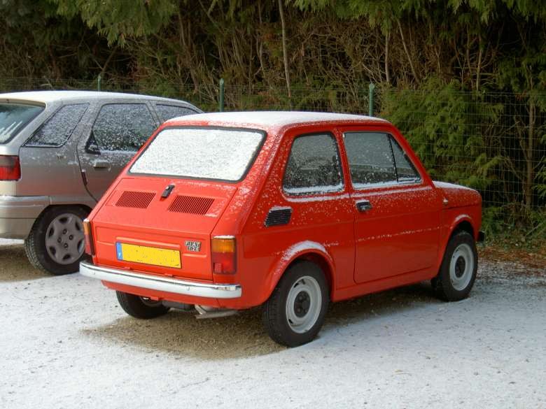 Zobacz obrazek (Fiat 126 600) www.odrdzewiacz.fora.pl
